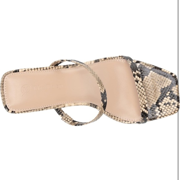 The Drop Women's Avery Square Toe Two Strap High Heeled Snakeskin Sandal NWT - Picture 8 of 14